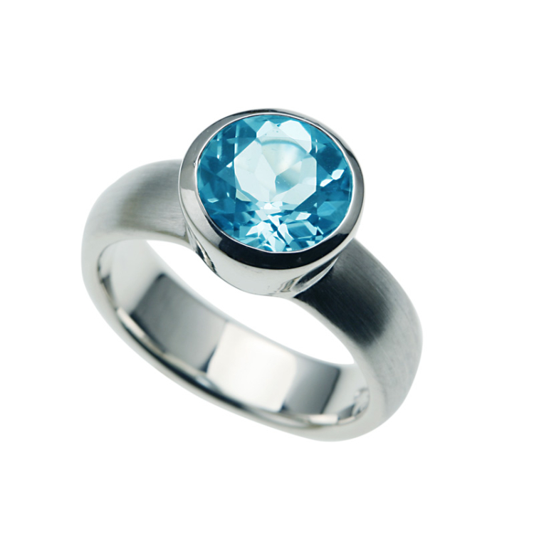 Ring Silber blauer Topas 8 mm rund fac Ringweite 52